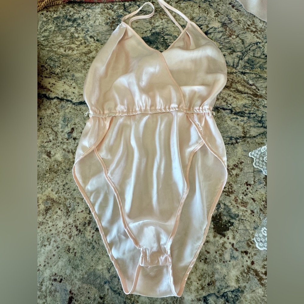 Vintage gorgeous Soft Pink body suit/ slip lingerie Medium